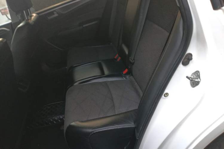 Used Honda Jade 2013 1.8L automatic Comfort version 5 seats
