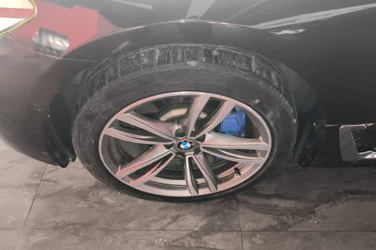 Used BMW 6 Series GT 2018 630i M Sport Package Left Front Wheel Hub