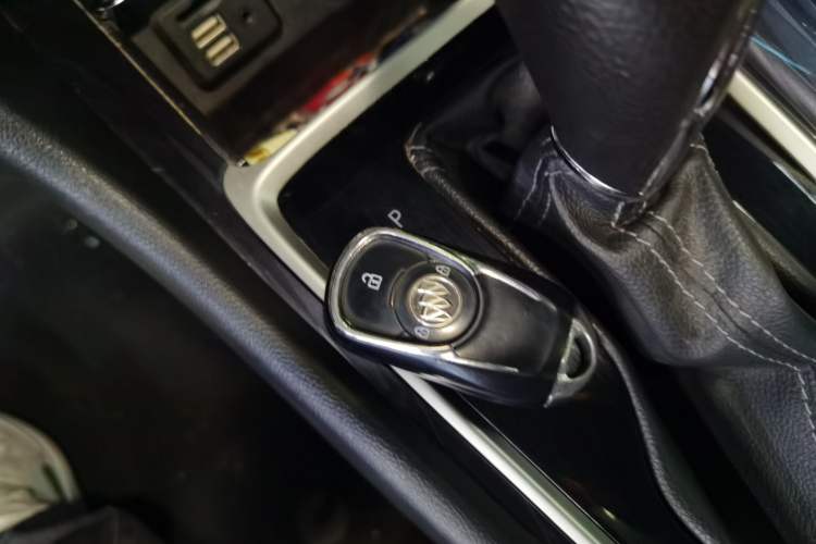 Used Buick GL6 2019 18T 6-Seater Connected Luxury Version China V Standard
