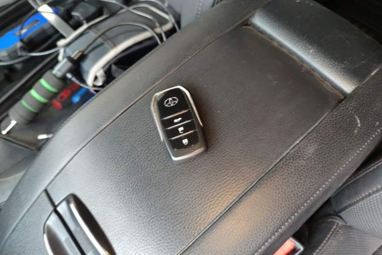 Used Toyota Highlander 2017 2.0T Four-Wheel Drive Ultimate Edition 7 Seats