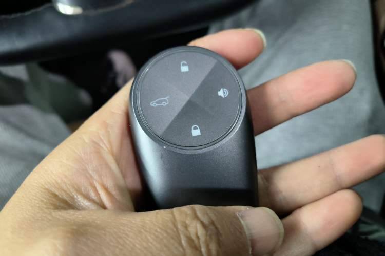 Used Nio ES6 2022 75 kWh Sport Edition
