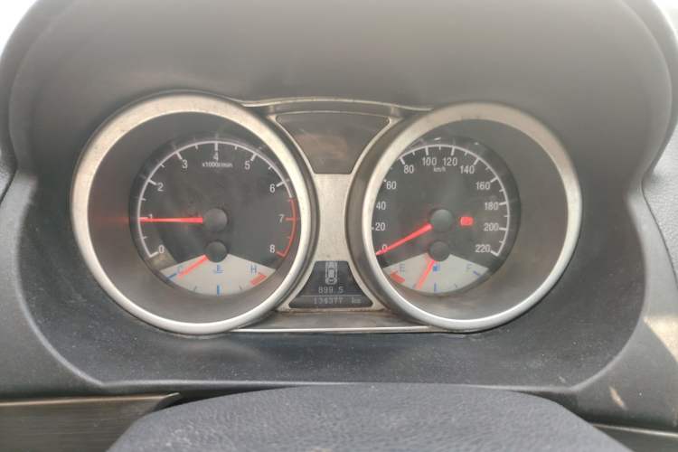 Used Geely Auto SX7 2013 1.8L Manual Luxury Model
