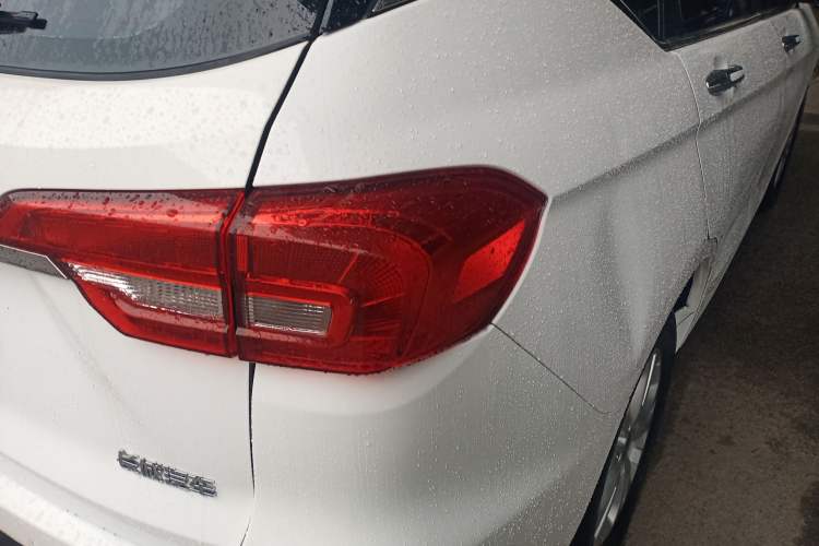 Used Haval M6 2018 Revised Version 1.5T DCT Two-Wheel Drive Elite Edition