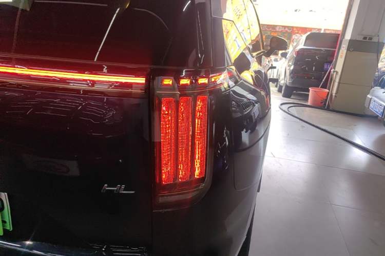Used Hyptec HL 2025 Model Revised 350 Max Six-Seater LiDAR Edition Right Rear Taillight
