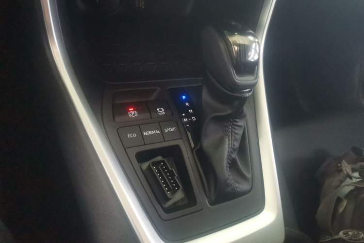 Used Toyota Wildlander 2023 2.0L CVT Two-Wheel Drive Leading Edition
