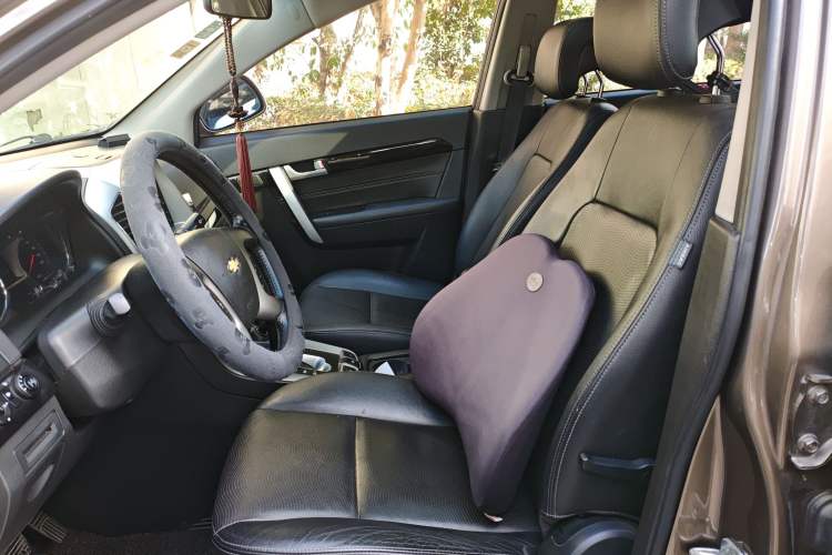 Used Chevrolet Captiva 2015 2.4L 4x4 Flagship Edition 7-Seater
