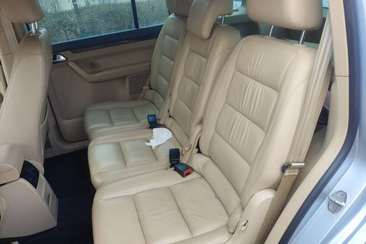 Used Volkswagen Touran 2013 1.4T DSG Crystal Edition 5-Seater Left Rear Seat