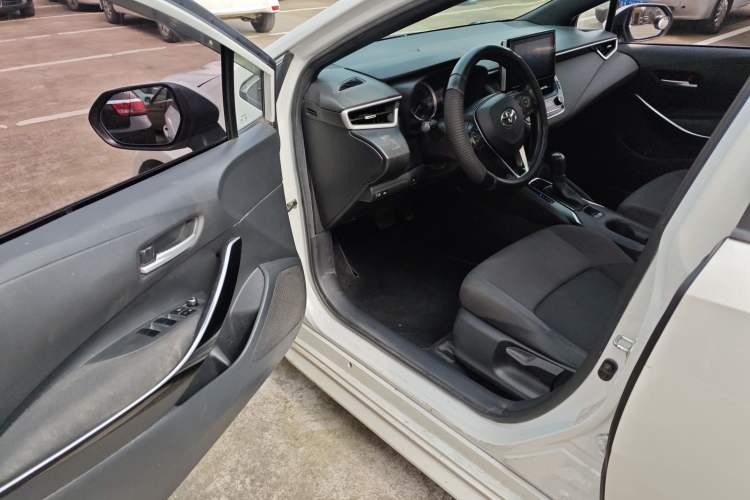 Used Toyota Levin 2021 Dual-Engine 1.8H E-CVT Luxury Edition