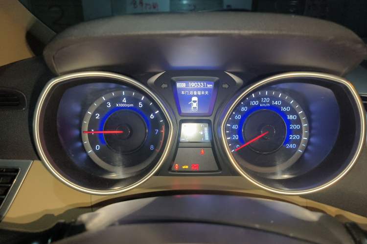 Used Hyundai Elantra (5th Generation / Langdong) 2012 1.6L Manual Leading Model Instrument Cluster
