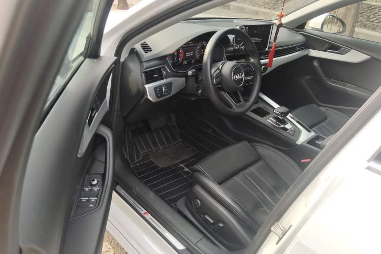 Used Audi A4L 2020 40 TFSI Fashion Dynamic Model
