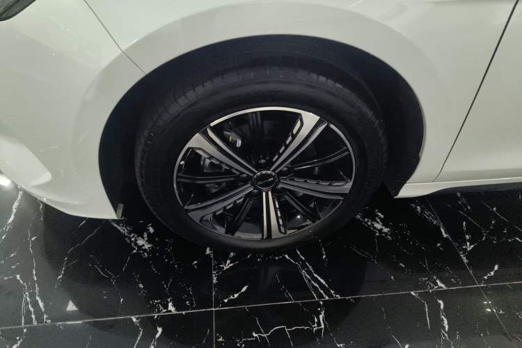 Used BYD Destroyer 05 2024 Honor Edition DM-i 120KM Luxury Model
