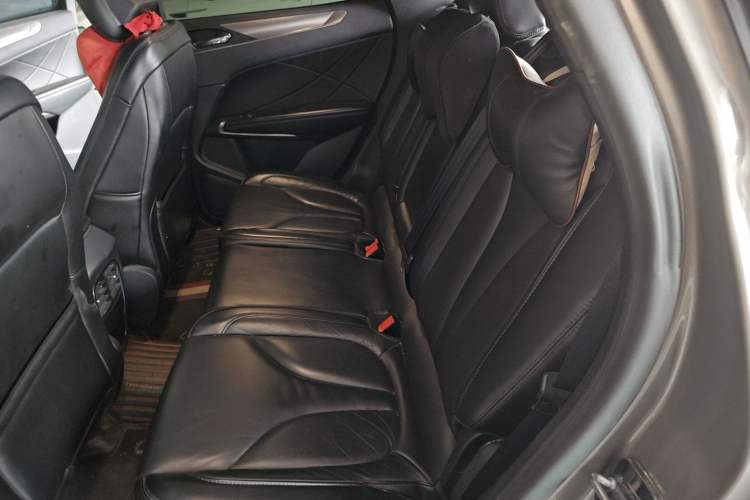 Used Lincoln MKC 2017 2.0T Two-Wheel Drive Deluxe Edition