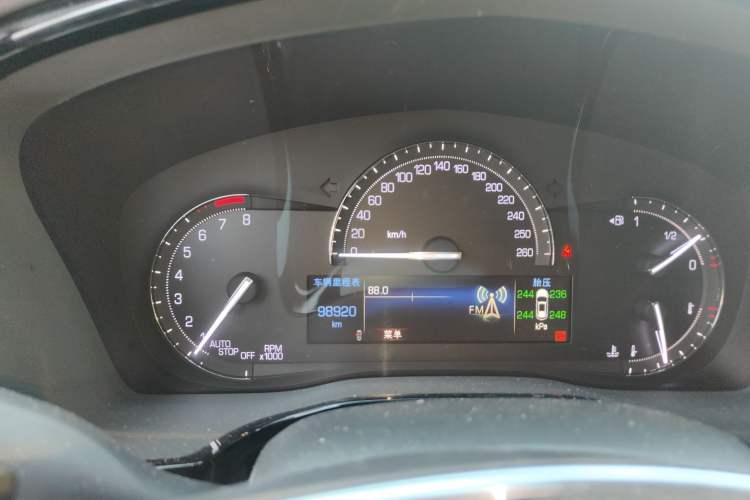 Used Cadillac XT5 2016 28T Four-Wheel Drive Tech Version
