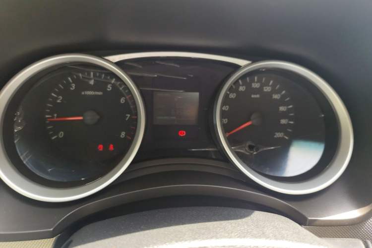 Used Wuling Hongguang 2019 1.5L S Comfort Edition China VI LAR Instrument Cluster
