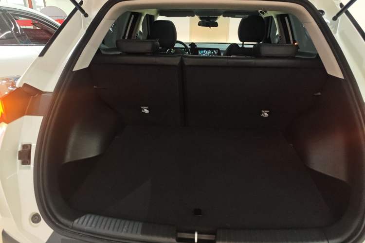 Used GAC Trumpchi GS3 2025 Shadow Speed 270T Enjoyment Edition Soaring to New Heights Trunk