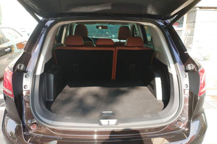 Used BORGWARD BX7 2018 28T Front-Wheel Drive Quality Enjoyment Version 5 Seats China VI Emission Standard
