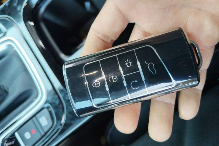 Used GAC Trumpchi M6 2023 PRO 270T DCT Luxury Edition
