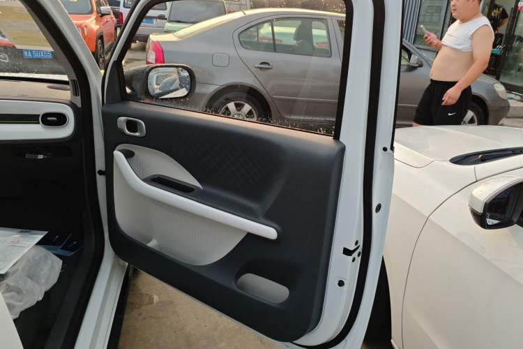 Used Geely Auto Panda 2025 210km Panda Rider
