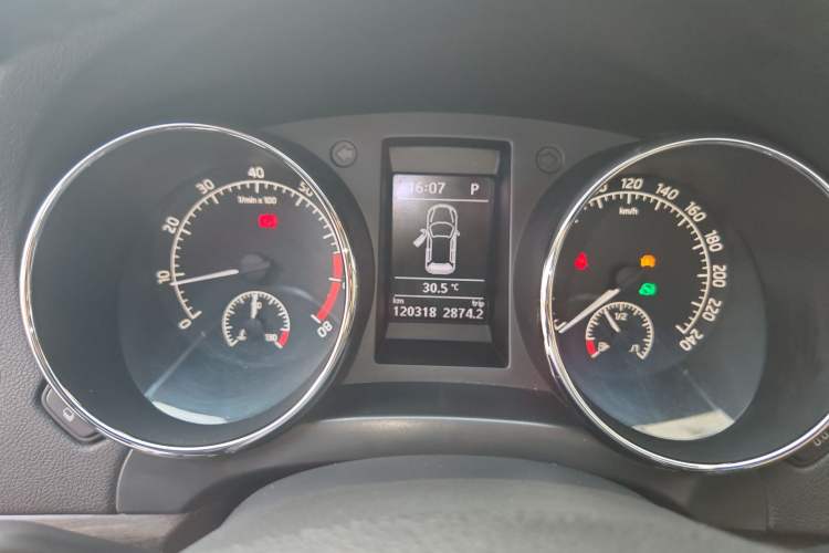 Used Skoda Yeti 2014 1.8TSI DSG All-Wheel Drive Edition Instrument Cluster