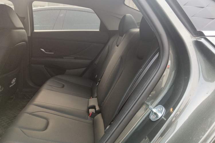 Used Hyundai Elantra 2023 1.5L CVT LUX Prestige Edition Left Rear Seat