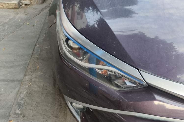 Used Toyota Levin 2017 Revised Dual-Engine 1.8H GS E-CVT Elite Sunroof Version China V Standard