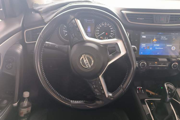 Used Nissan Qashqai 2019 2.0L CVT Luxury Edition Steering Wheel