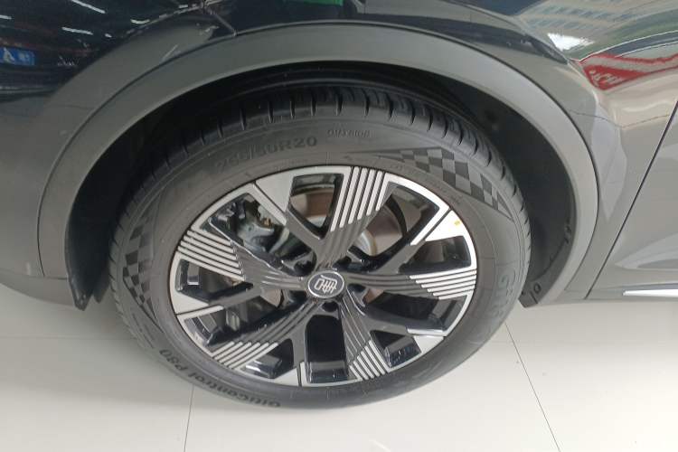 Used BYD Tang New Energy 2024 DM-i Glory Edition 112KM Flagship Model