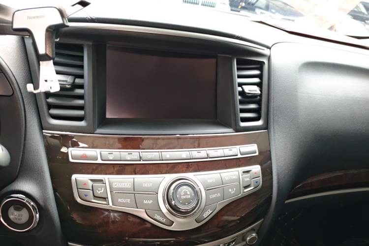 Used Infiniti QX60 2018 2.5 S/C Hybrid Two-Wheel-Drive Excellence Edition China VI Standard Audio And AC Panel