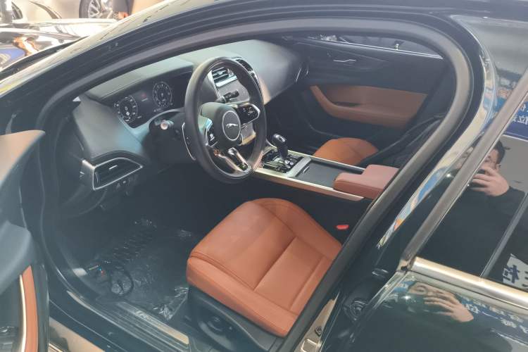 Used Jaguar XEL 2023 2.0T 250 PS R-DYNAMIC S Advanced Sport Edition
