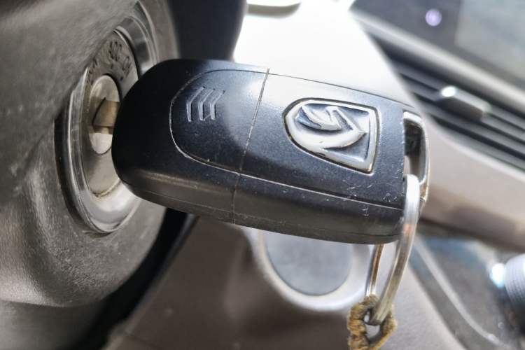 Used Baojun 310W 2017 1.5L Manual Fashion Model China V
