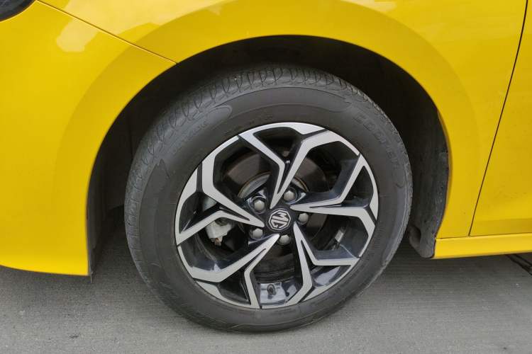 Used MG 5 2021 Revised Version 180 DVVT CVT Youth Luxury Edition