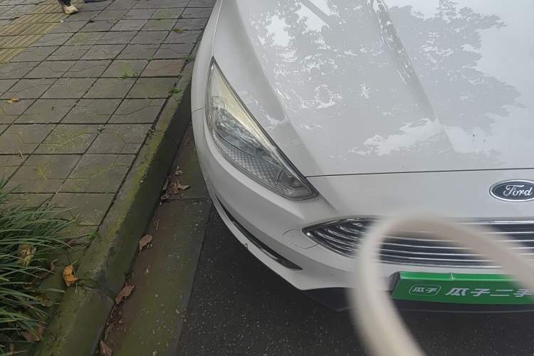 Used Ford Focus 2017 Sedan EcoBoost 180 Automatic Elite Model
