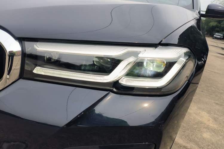 Used BMW 5 Series 2022 Second Facelift 525Li M Sport Package
