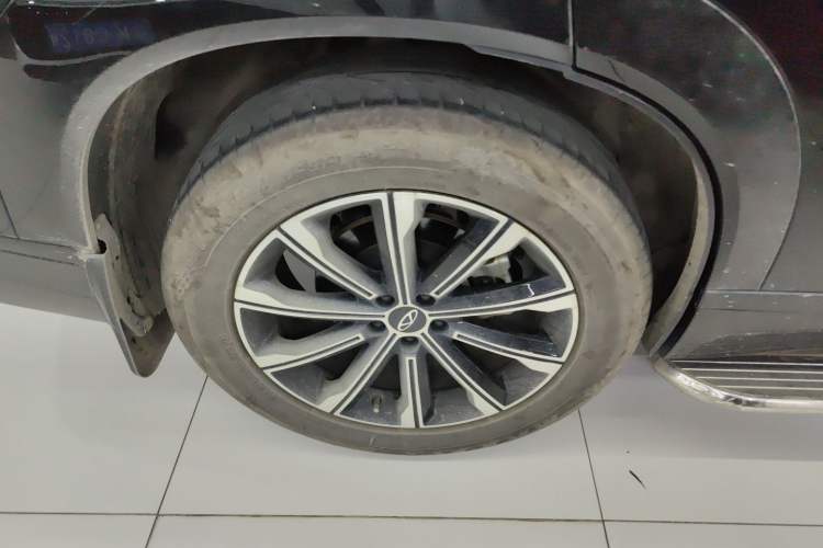 Used Chery Tiggo 9 2023 2.0T Dual-Clutch Two-Wheel Drive Leading Edition 5 Seats