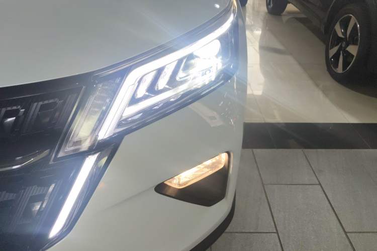 Used Wuling Asta 2022 2.0L DHT Electric-Speed Version