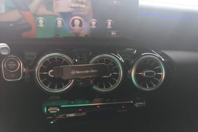 Used Mercedes-Benz A-Class 2021 A 200 L Sport Sedan Fashion Model
