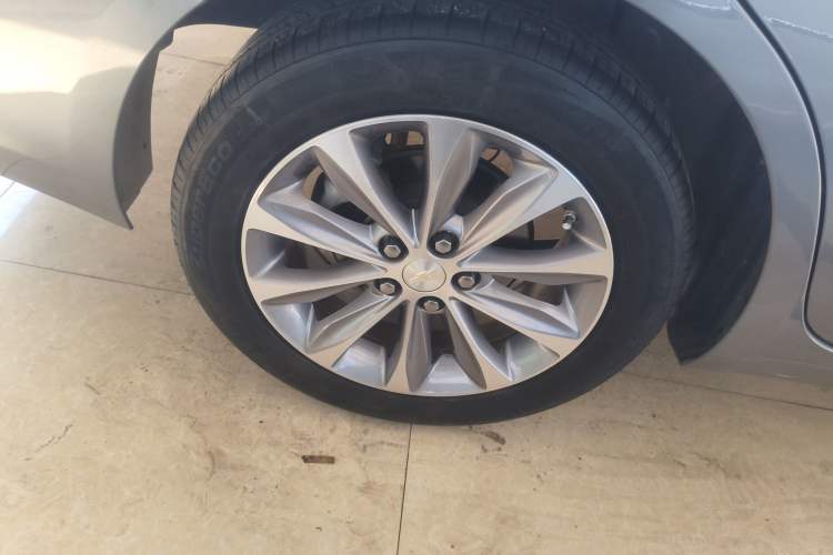 Used Chevrolet Monza 2022 320 Automatic Enjoyment Sunroof Version
