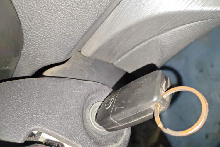 Used Chana Ruixing M60 2023 1.5L GDI Comfort-Class Passenger Vehicle 6/7 Seats