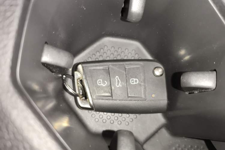 Used Volkswagen Bora 2023 300TSI DSG Prestige Edition
