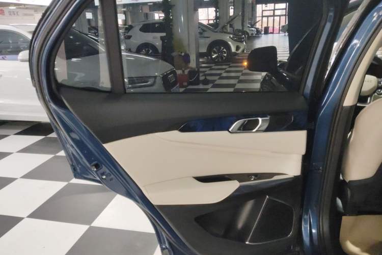 Used Lynk & Co 01 2017 2.0T Two-Wheel Drive Zhaopu Version