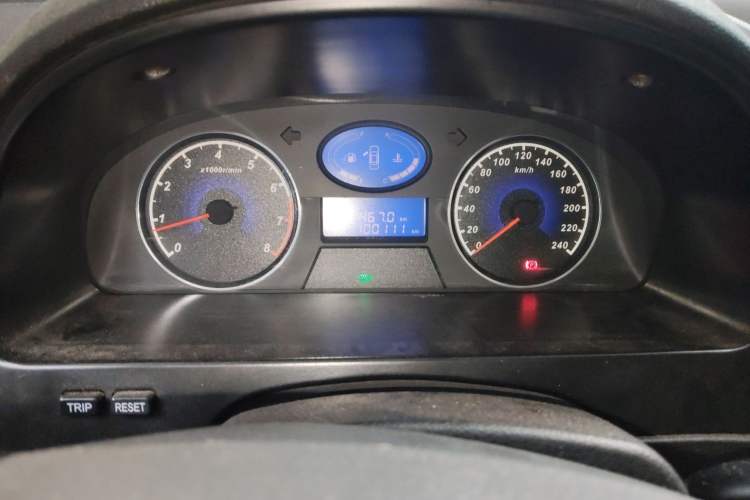 Used Geely Auto Classic Emgrand 2013 Sedan 1.8L Manual Elite Model