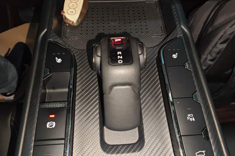 Used Haval H Dog New Energy 2023 DHT-PHEV 105km Tide Electric Version Plus Gear Lever