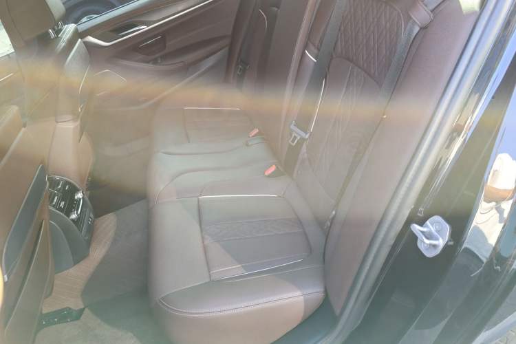 Used BMW 5 Series 2022 Second Facelift 530Li Luxury Version M Sport Package
