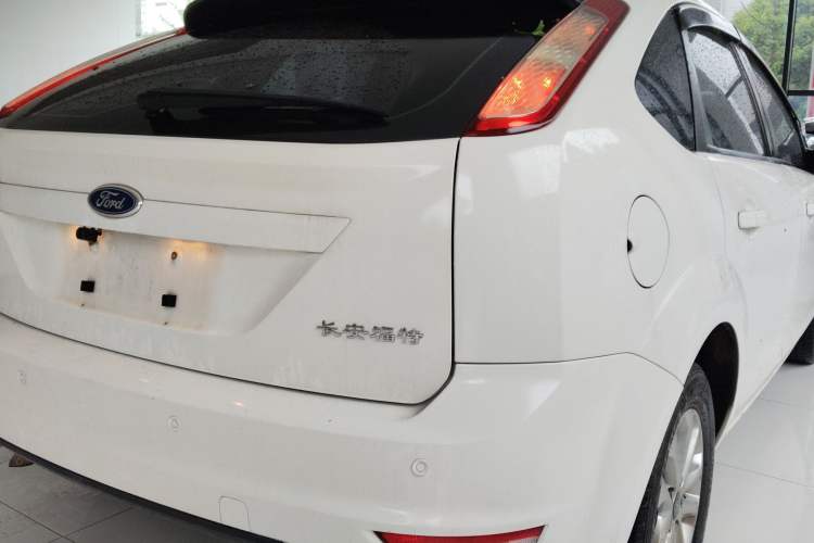 Used Ford Focus 2013 Hatchback Classic 1.8L Automatic Base Model