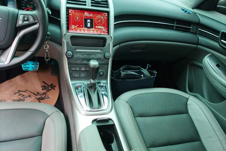 Used Chevrolet Malibu 2014 2.4L Automatic Luxury Edition Gear Lever