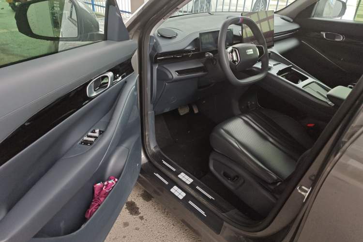 Used Geely Galaxy E5 2024 440km Launch Edition Driver Seat