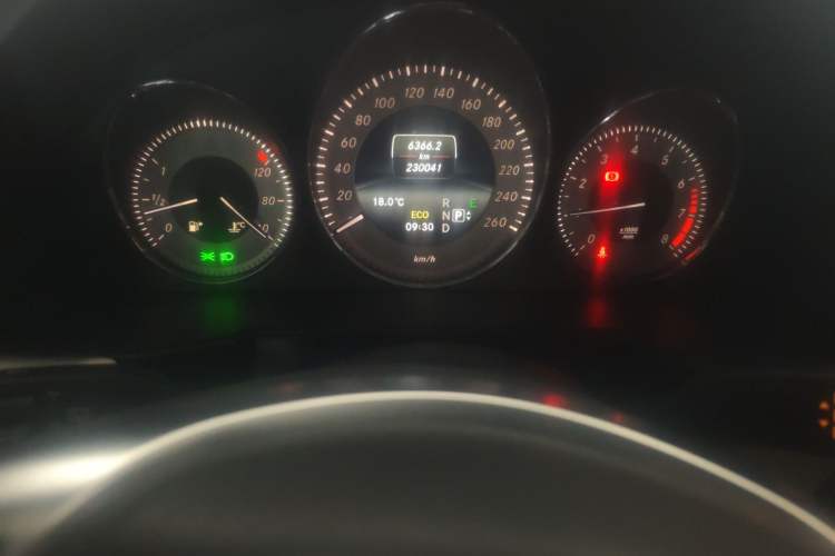 Used Mercedes-Benz GLK-Class 2015 GLK 260 4MATIC Dynamic Edition Ultimate Version
