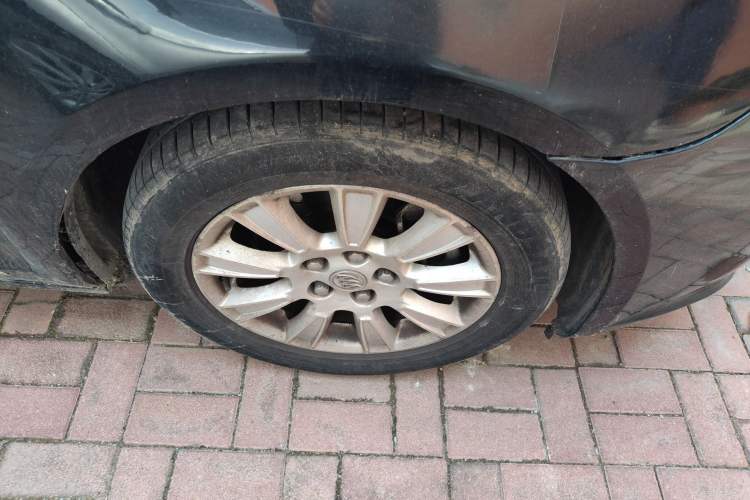 Used Buick LaCrosse 2013 2.4L SIDI Elite Comfort Version