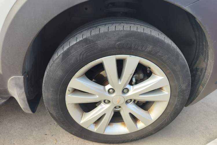 Used Chevrolet Captiva 2014 2.4L 4x4 Flagship Edition 7 Seats