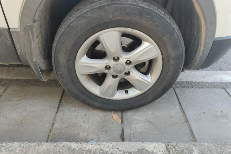 Used Haima S5 2015 1.6L Manual Luxury Model with Sunroof
